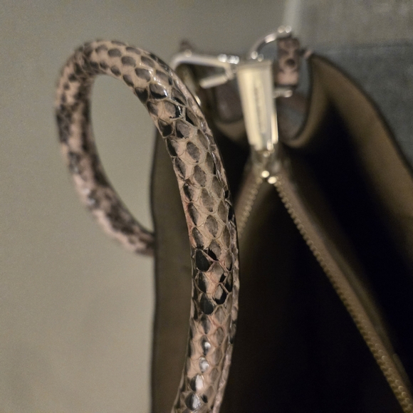 Rare Michael Kors Pink Snake Print Tote Bag - Picture 7 of 11